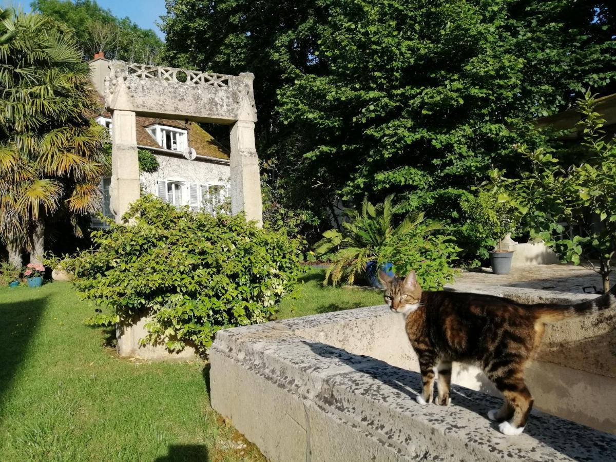 Et Tables D'hotes Du Puits D'athie Bed & Breakfast 3*